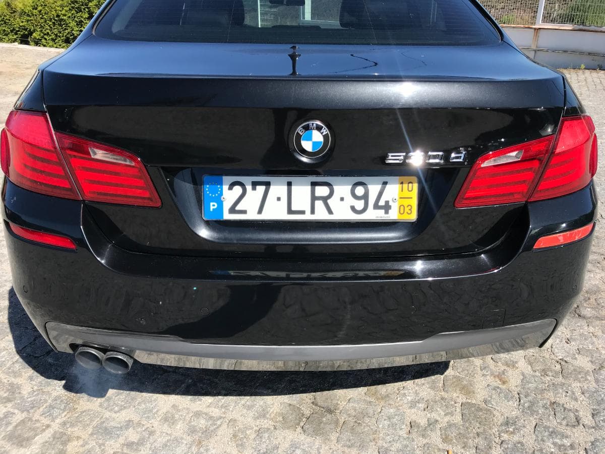 BMW 530D 3.0 · Ano 2010 — imagem 9