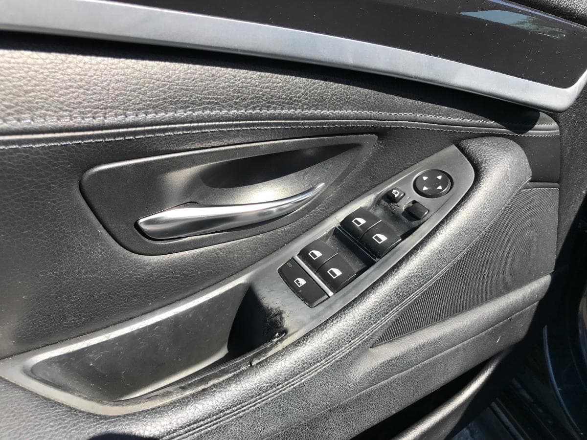 BMW 530D 3.0 · Ano 2010 — imagem 30