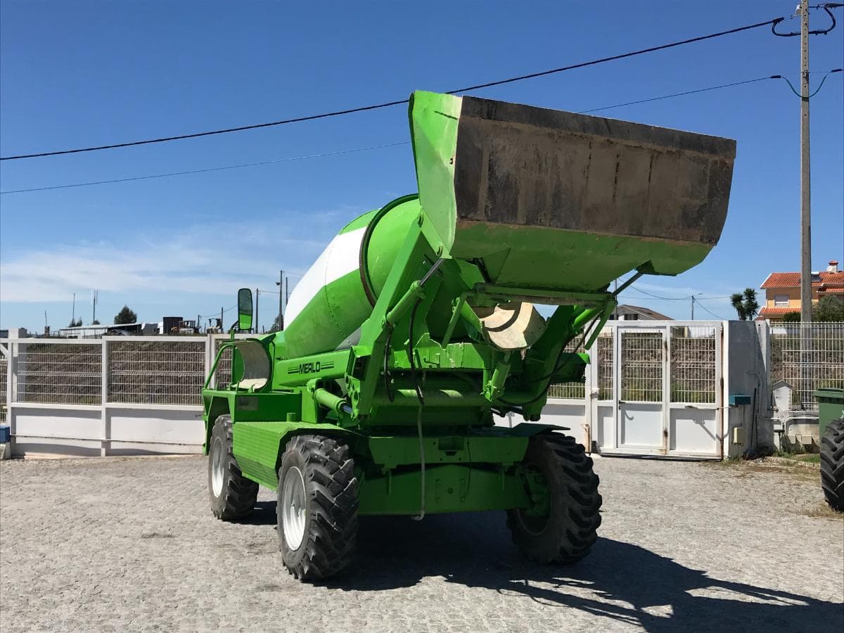 Autobetoneira Merlo — imagen 4