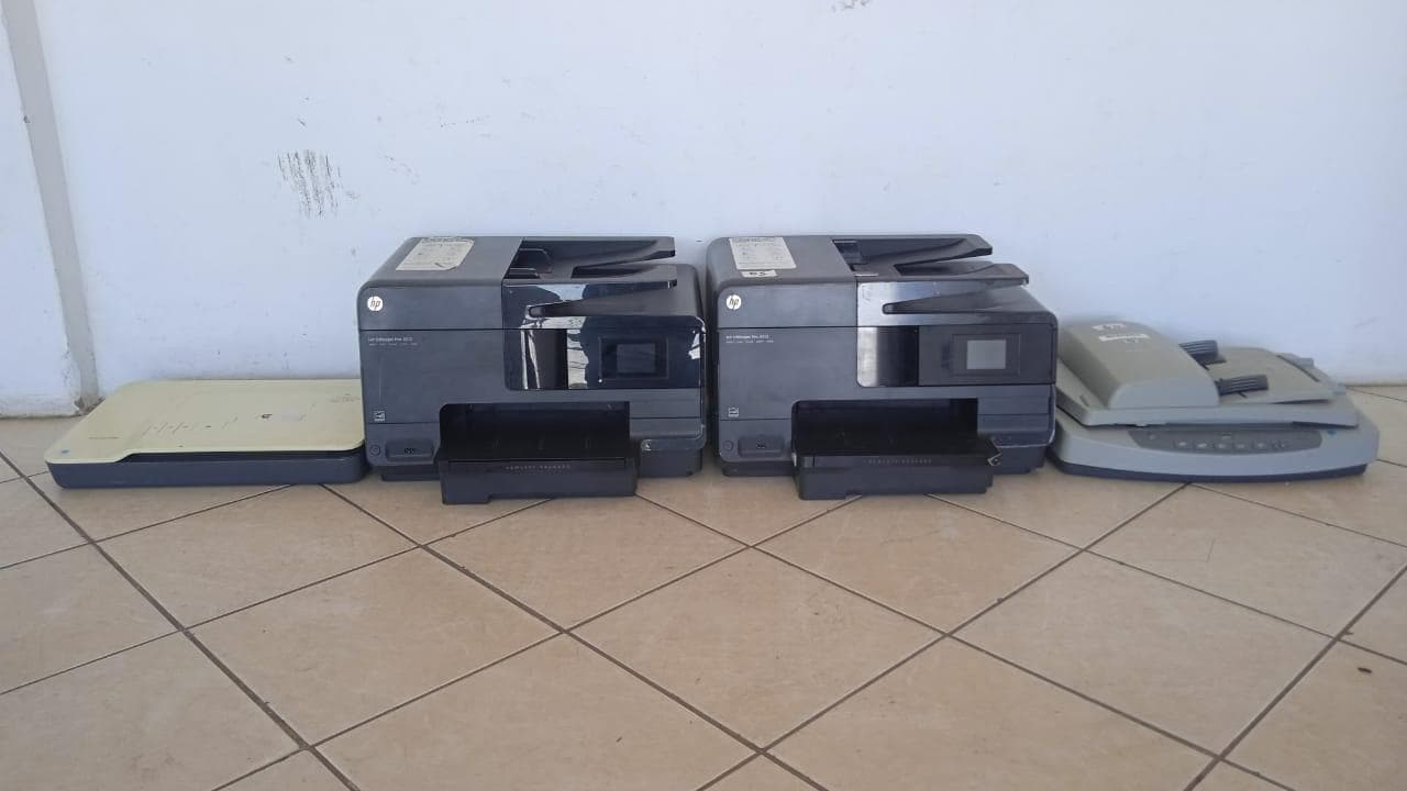 Material Informático ·