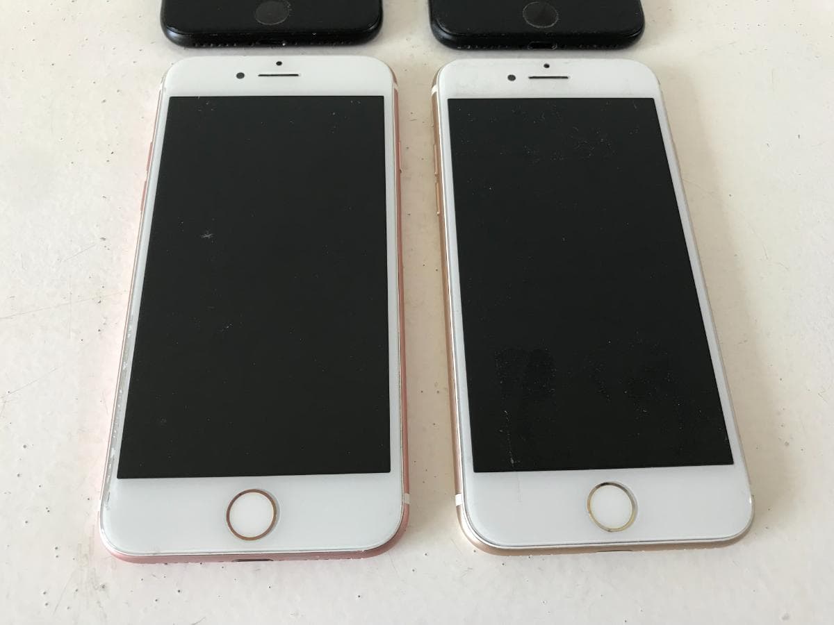 Iphones — image 3