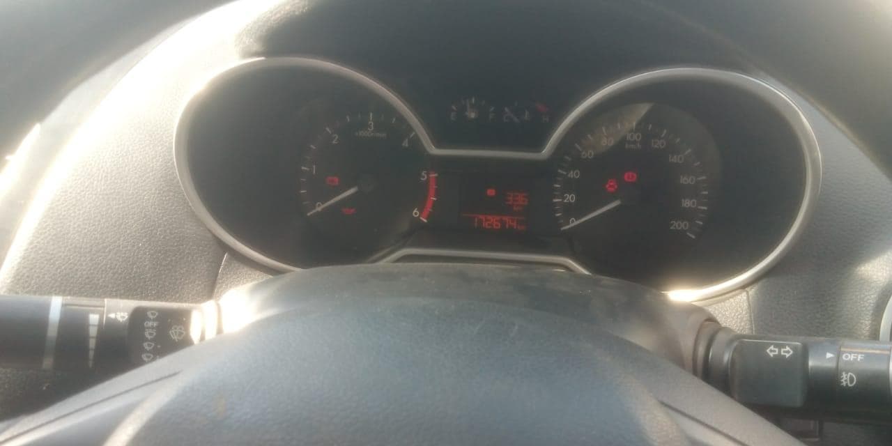 Mazda BT50 · — imagen 10