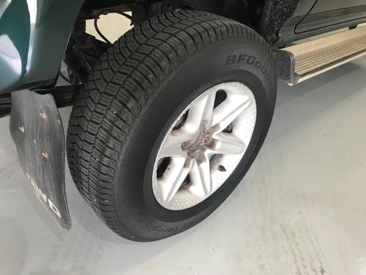 Toyota Hilux 5 Lugares · Ano 1996 — image 13