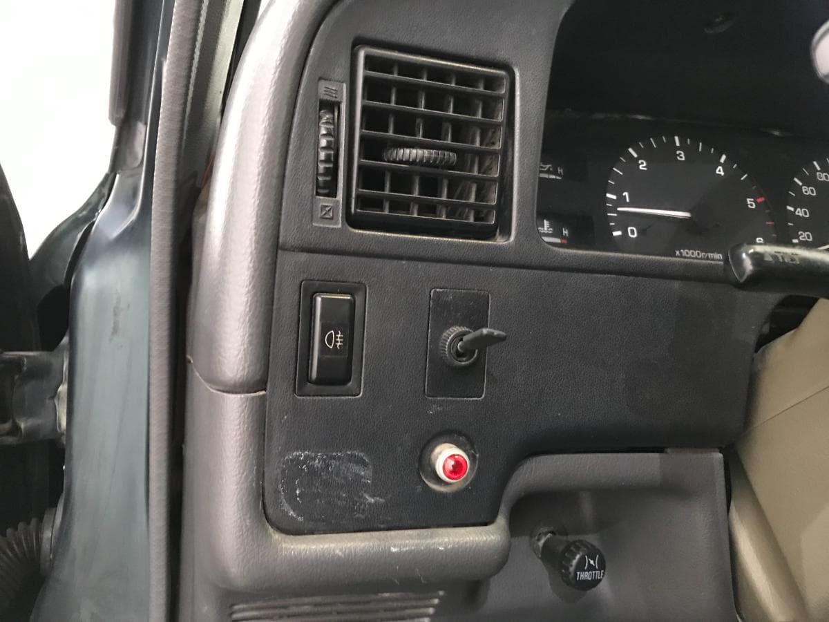Toyota Hilux 5 Lugares · Ano 1996 — image 23