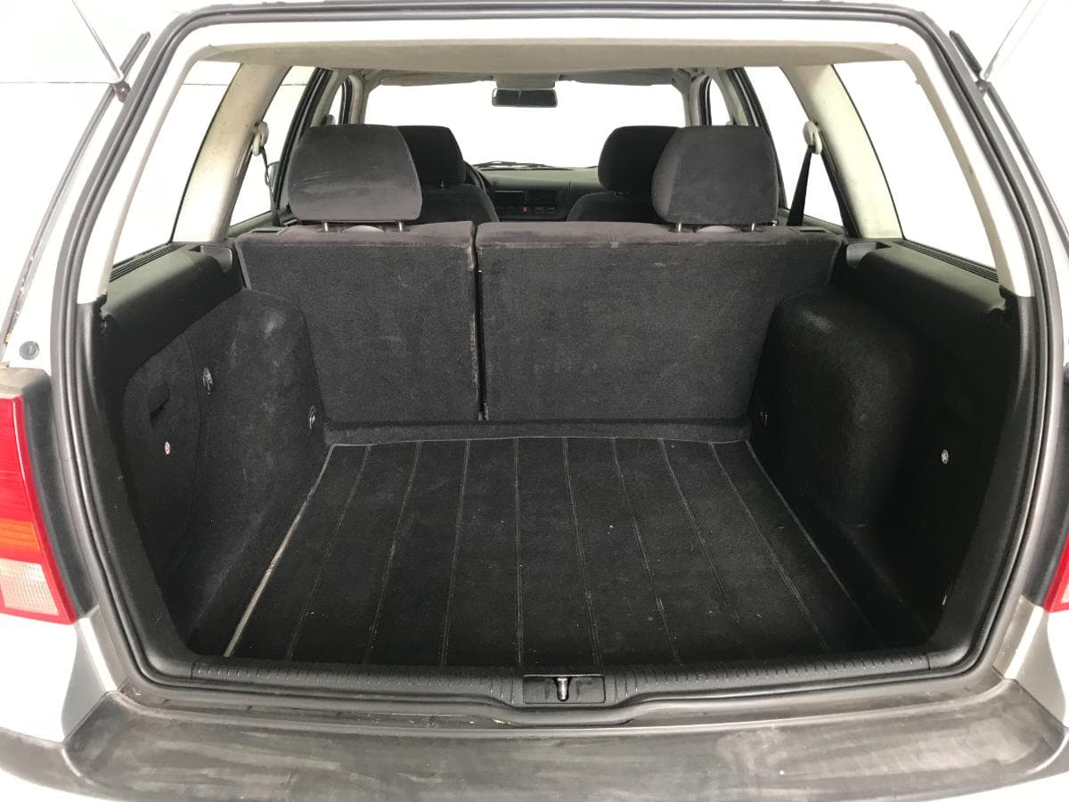 Volkswagen Golf 1.4 · Ano 2002 — imagem 9