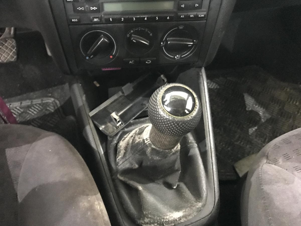 Volkswagen Golf 1.4 · Ano 2002 — imagem 33