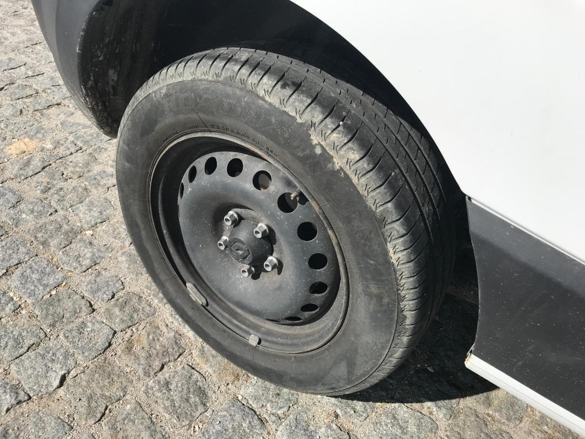 Renault Kangoo 1.5 DCI Maxi · Ano 2021 — imagen 17