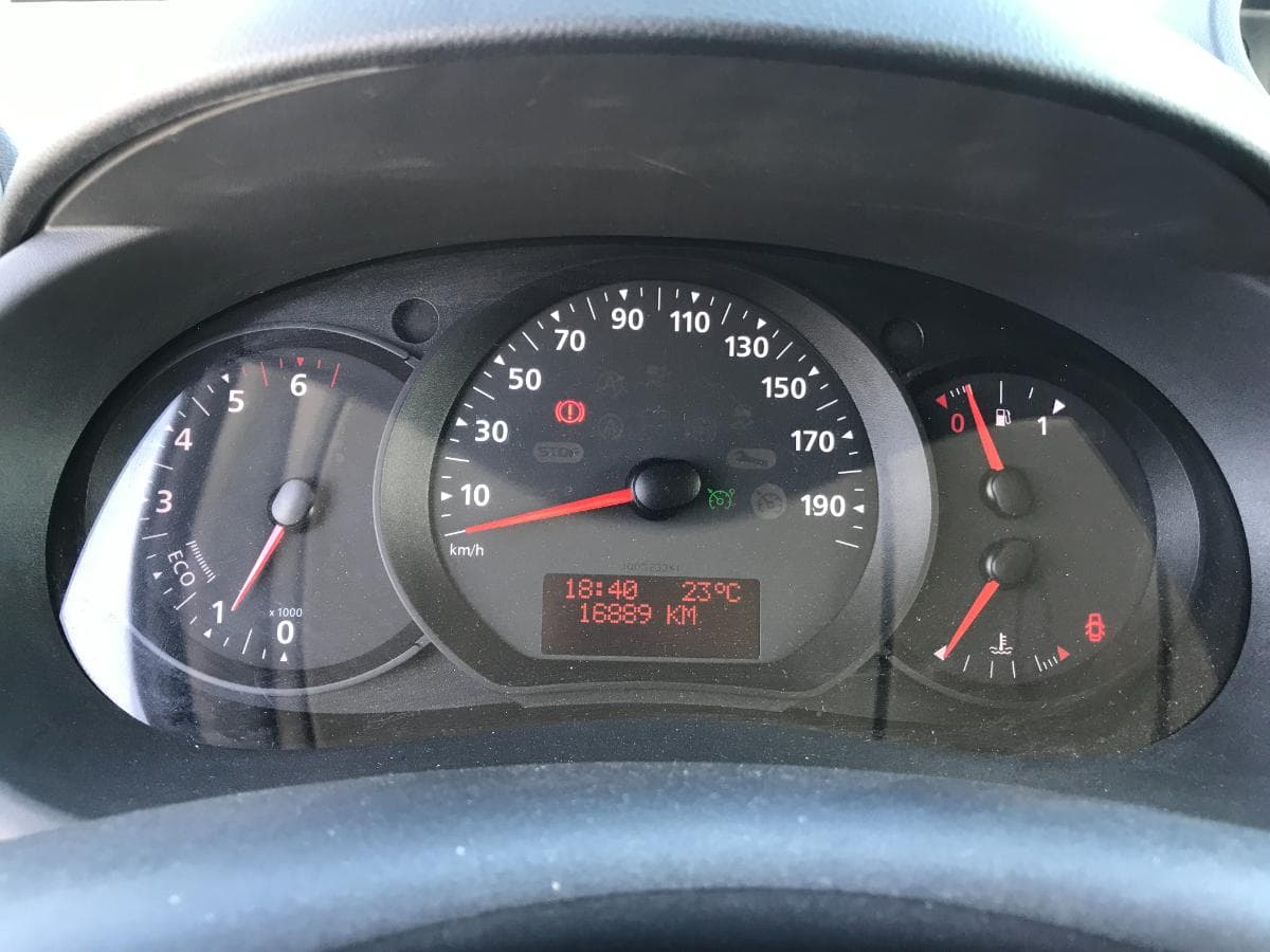 Renault Kangoo 1.5 DCI Maxi · Ano 2021 — imagen 30