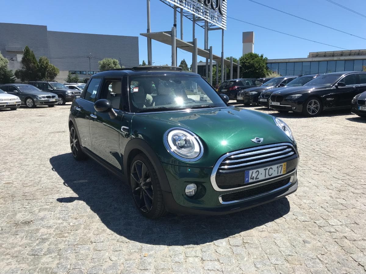 Mini Cooper D · Ano 2016 — imagem 1