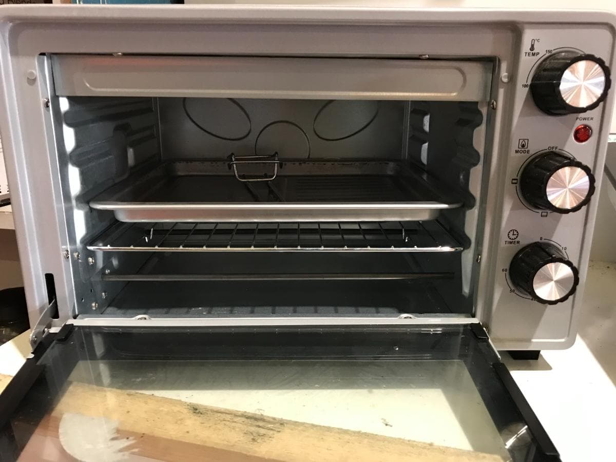 Oven — image 4