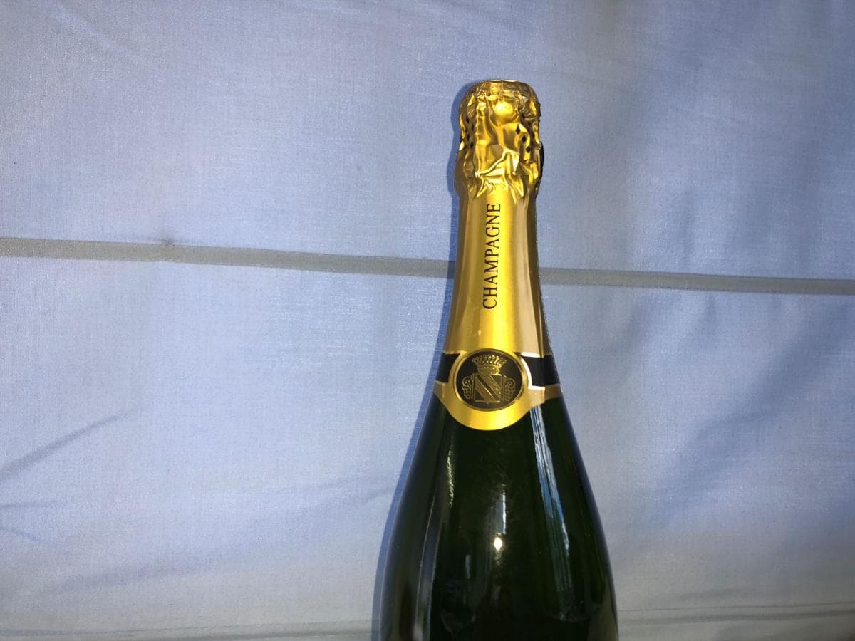 Garrafas de champagne/vinho espumante — imagem 5