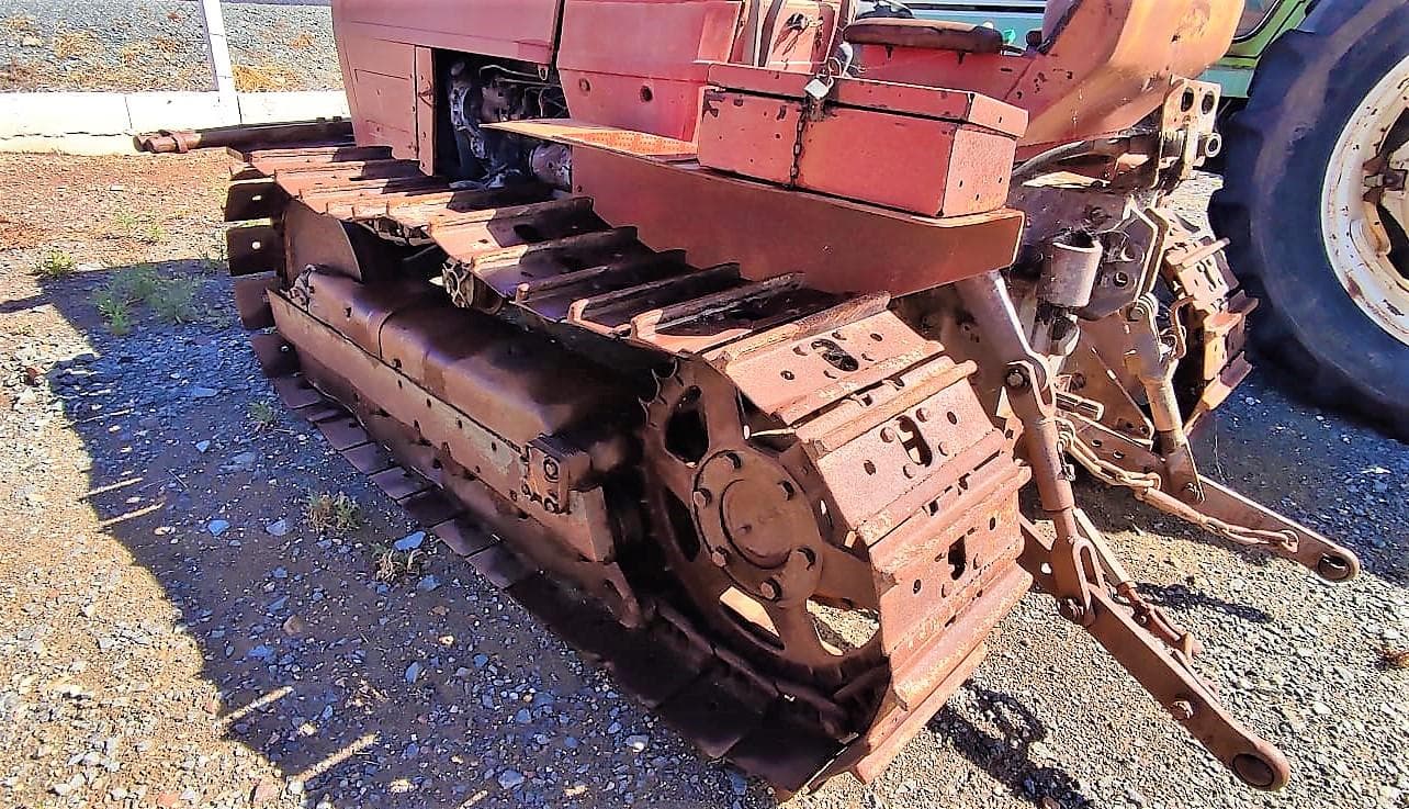 Trator de Rastos Massey Ferguson MF172 — imagem 2