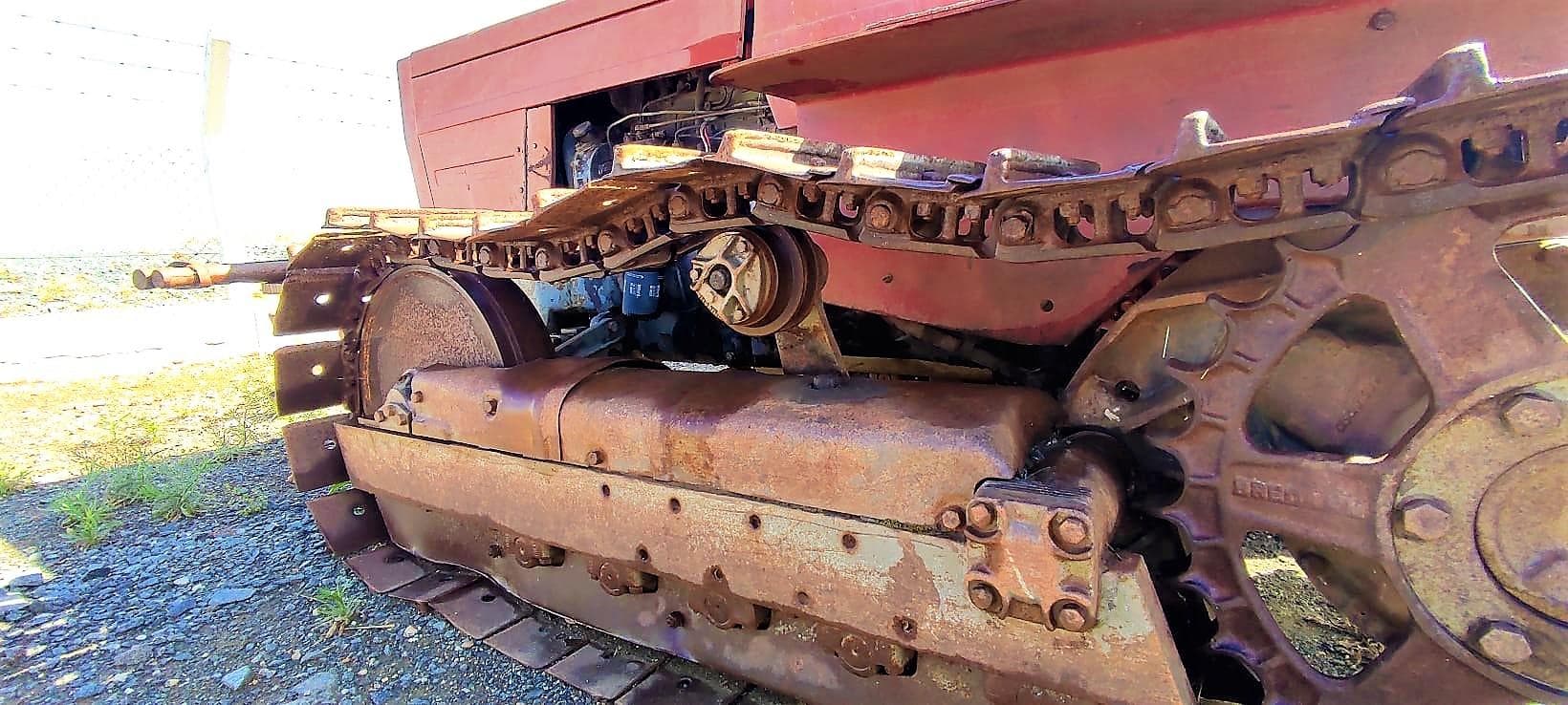 Trator de Rastos Massey Ferguson MF172 — imagem 9