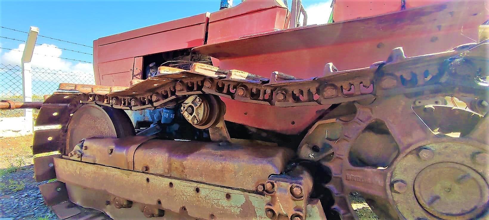 Trator de Rastos Massey Ferguson MF172 — imagem 12