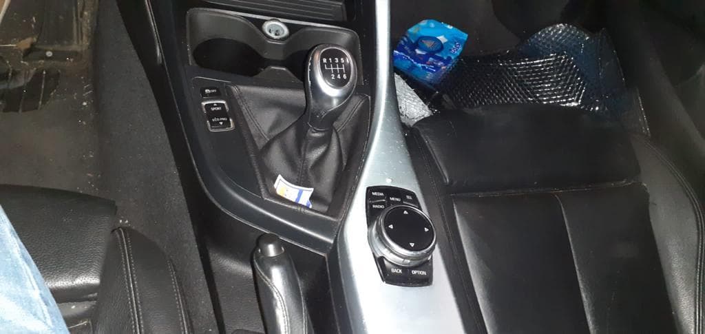BMW 116D · Ano 2013 — imagem 10