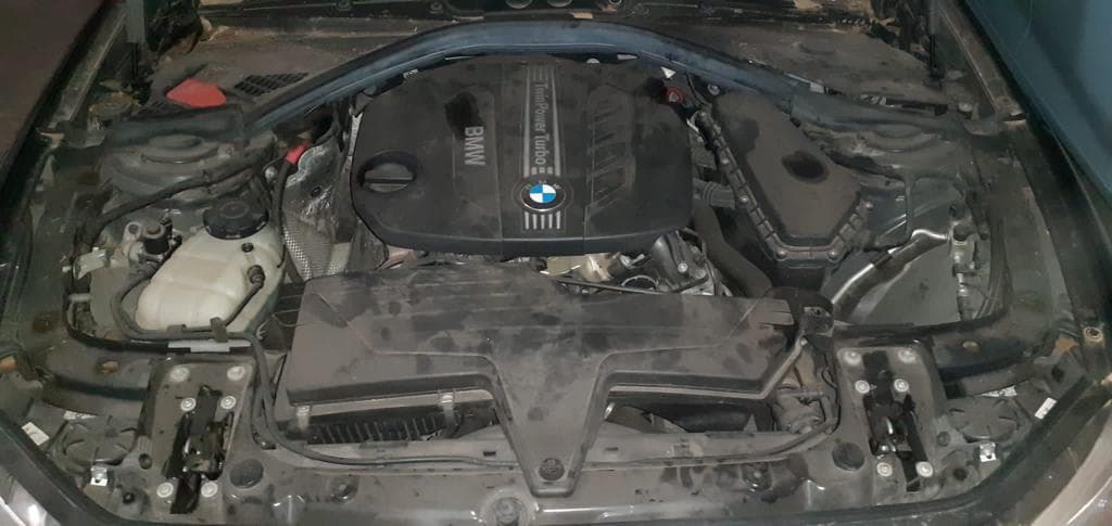 BMW 116D · Ano 2013 — imagem 12