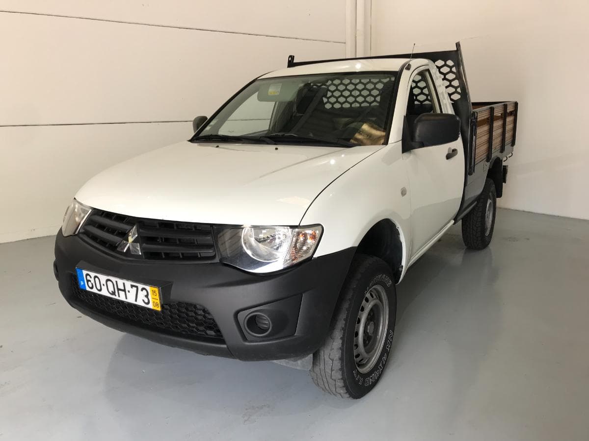 Mitsubishi L200 2.5DI-D · Ano 2015 60-QH-73 — imagem 3