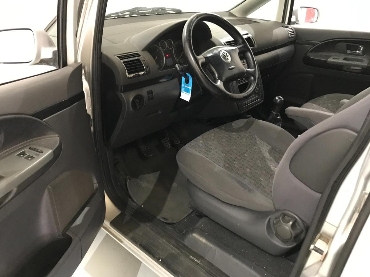 Volkswagen Sharan 1.9TDI · Ano 2000 — imagen 23
