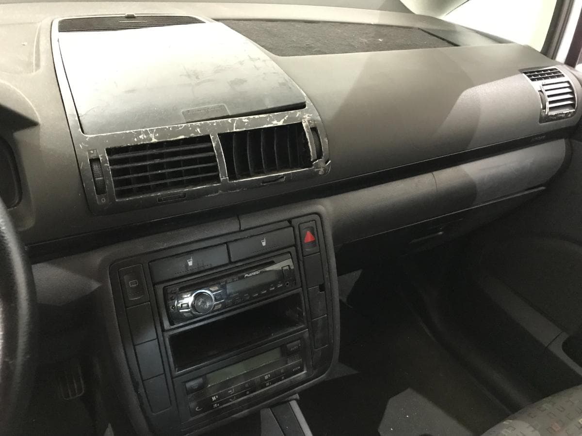 Volkswagen Sharan 1.9TDI · Ano 2000 — imagen 34