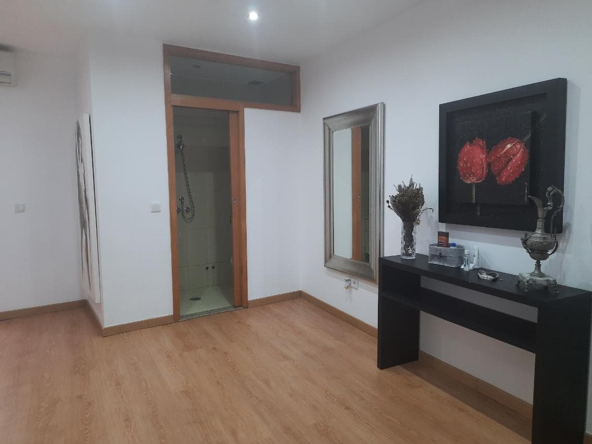 Moradia V2 · Avintes, Vila Nova de Gaia — imagem 5