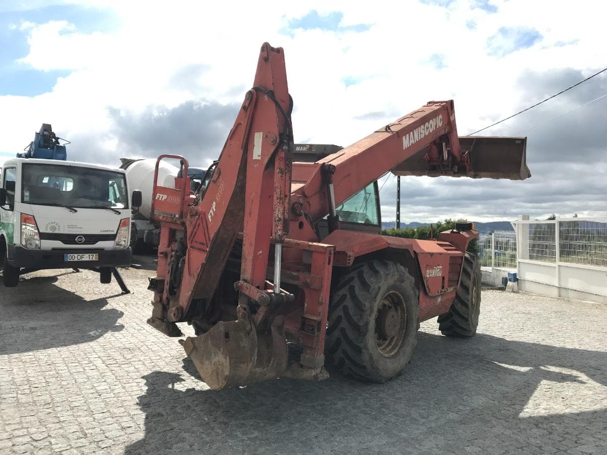 Empilhador Telescópico Manitou MT940 — imagem 3