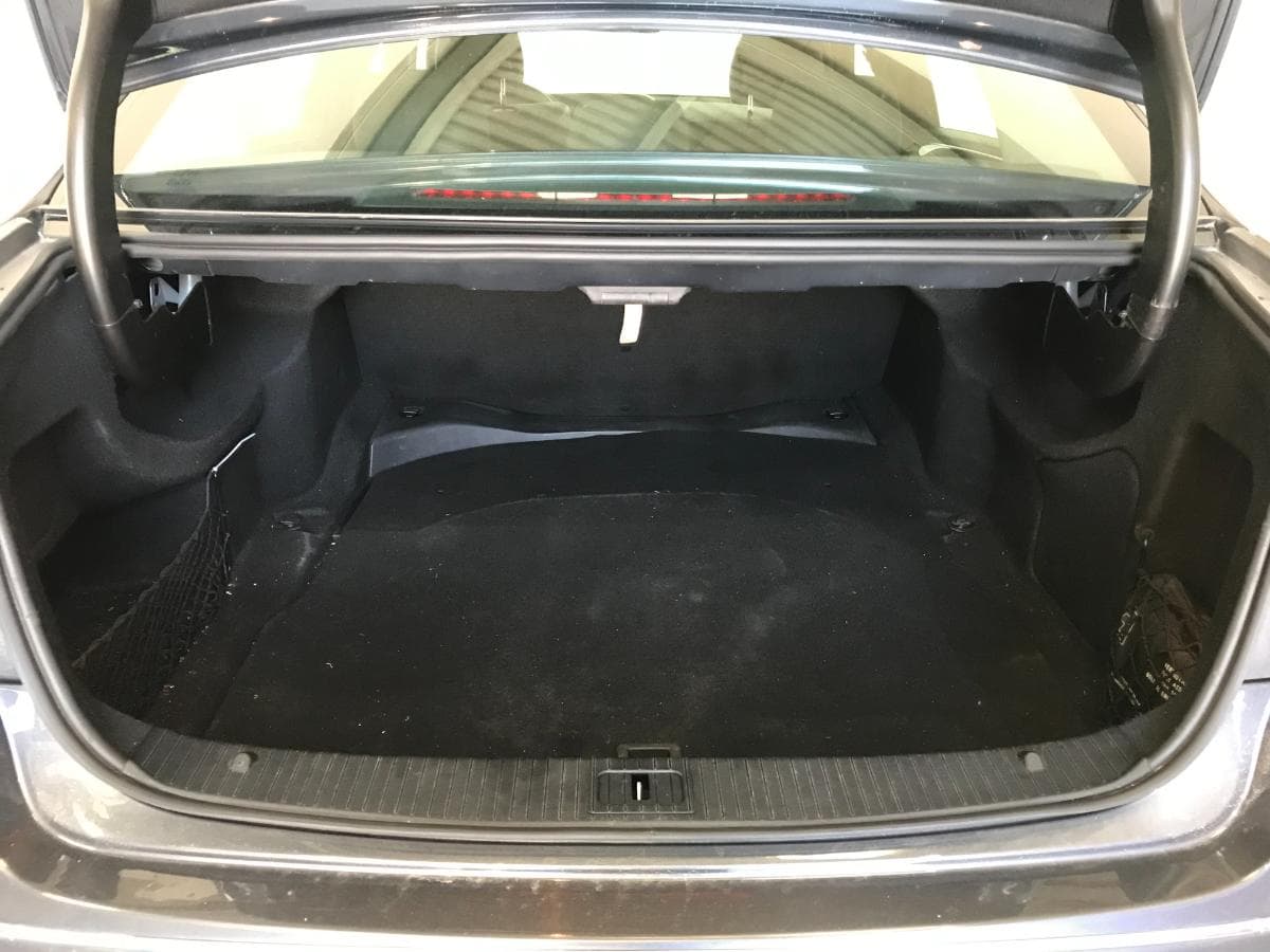 Mercedes-Benz E220 CDI · Ano 2010 — imagen 10