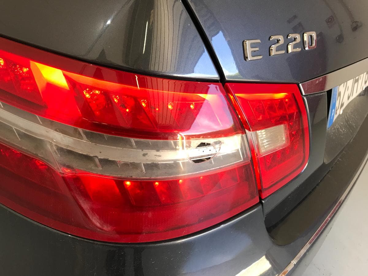 Mercedes-Benz E220 CDI · Ano 2010 — imagen 19