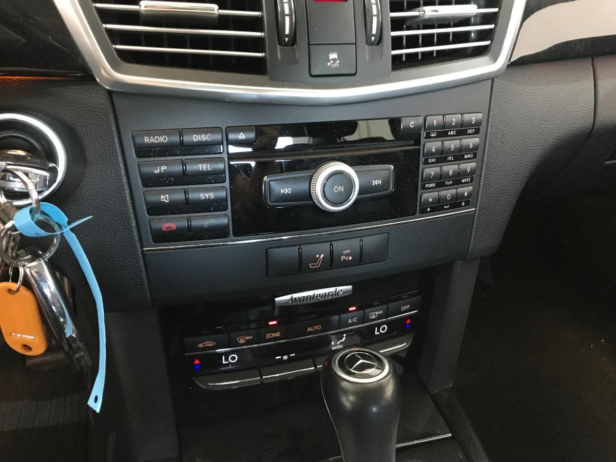 Mercedes-Benz E220 CDI · Ano 2010 — imagen 31