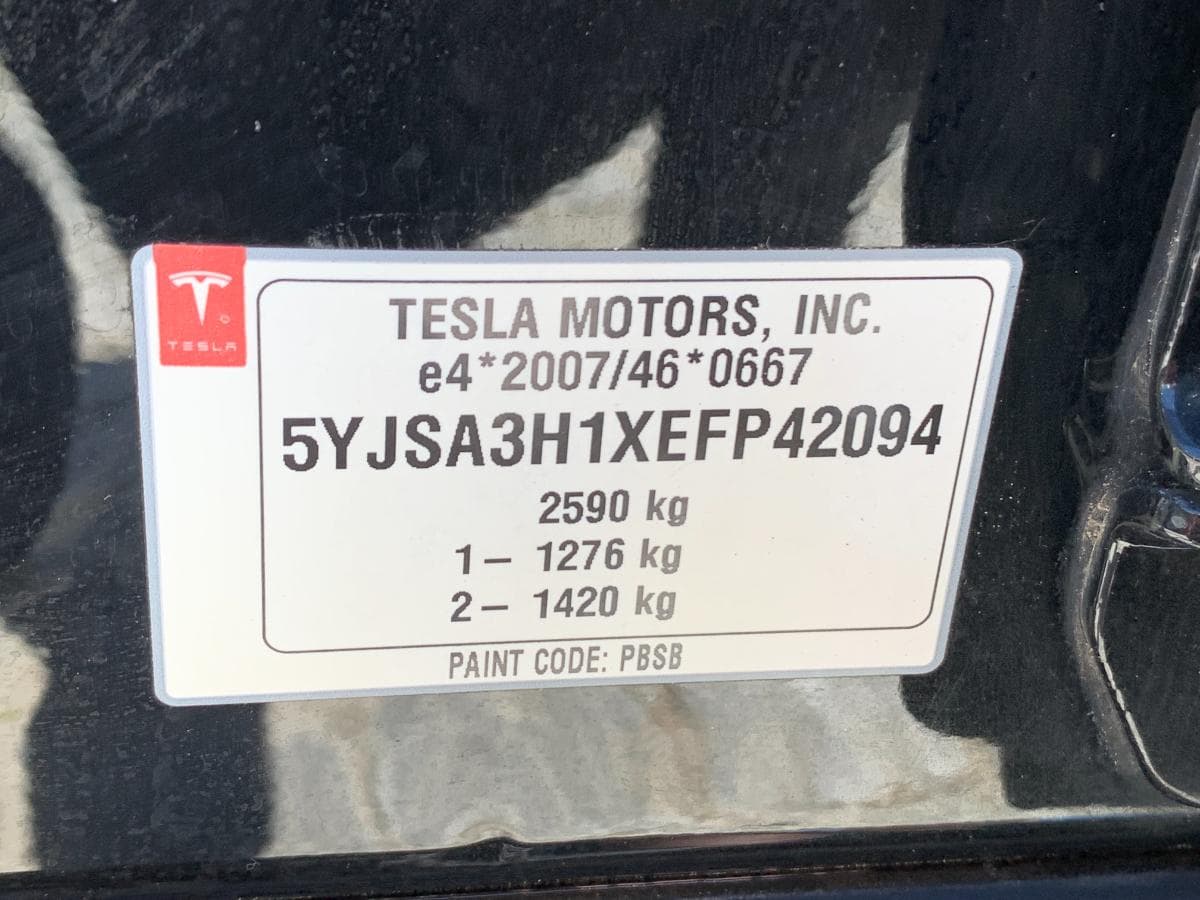 Tesla Model S 85 · Ano 2014 — imagen 4