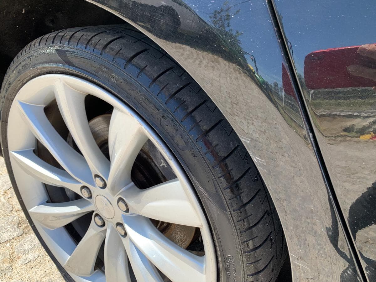 Tesla Model S 85 · Ano 2014 — imagen 17