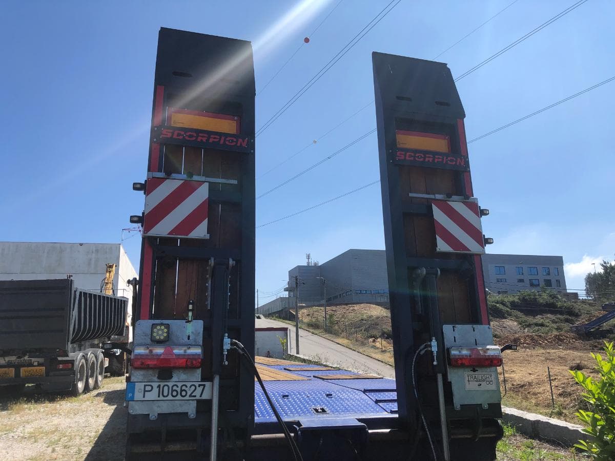 Porta Máquinas Scorpion 3 Eixos · Ano 2021 — imagen 2