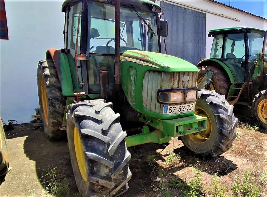 Trator John Deere 6420