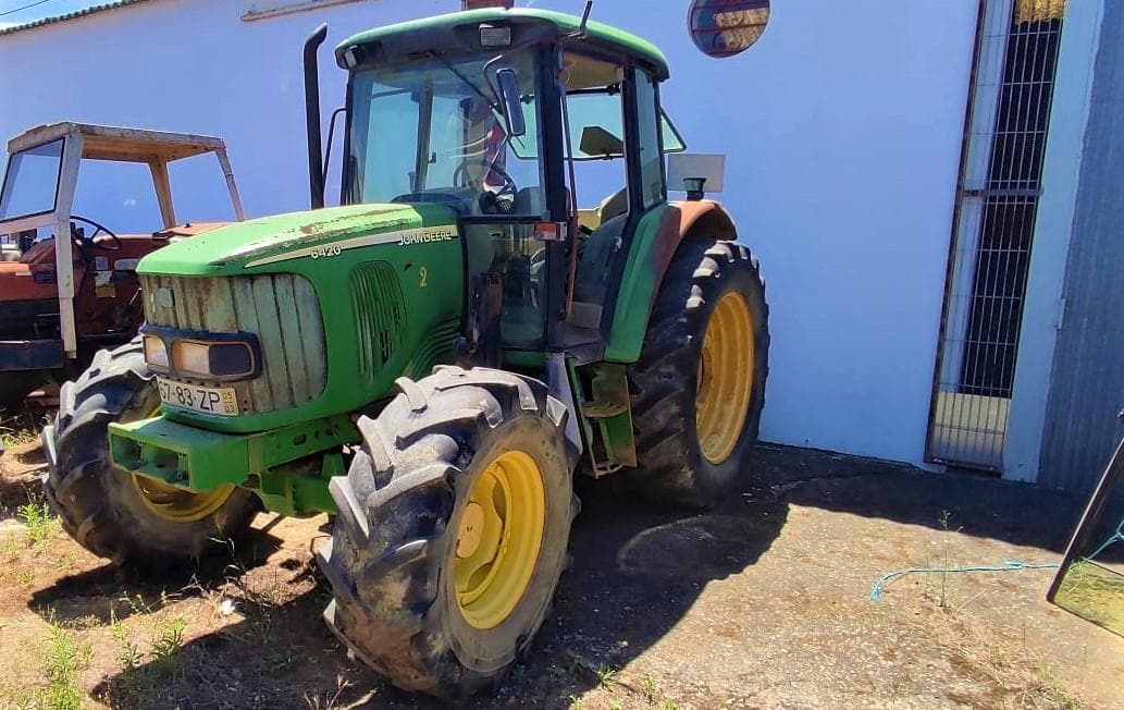 Trator John Deere 6420 — imagem 2