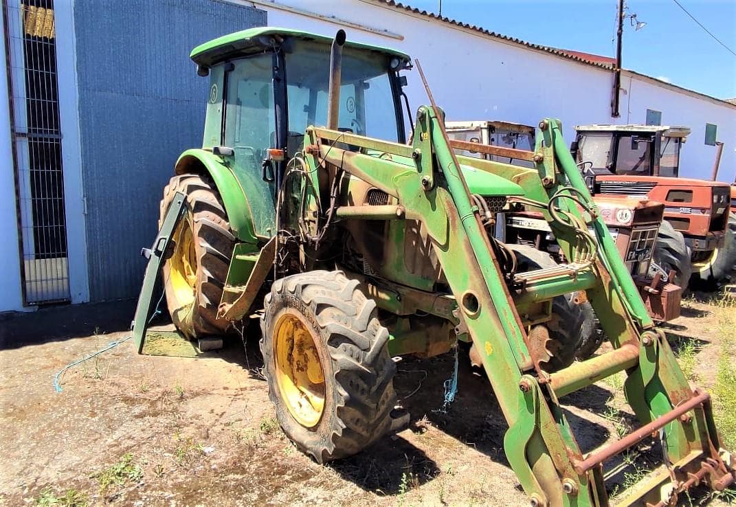 Trator John Deere 6320