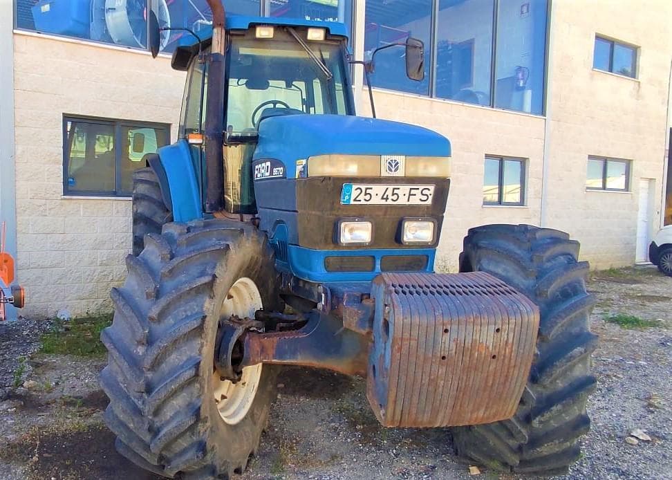 Trator Ford 8670 — imagem 1
