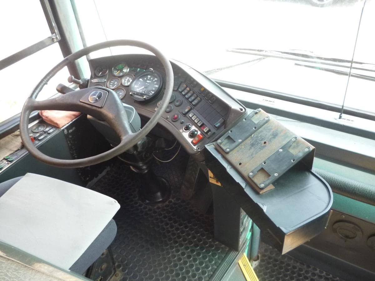 Mercedes-Benz 405 · Viana do Castelo — imagem 4