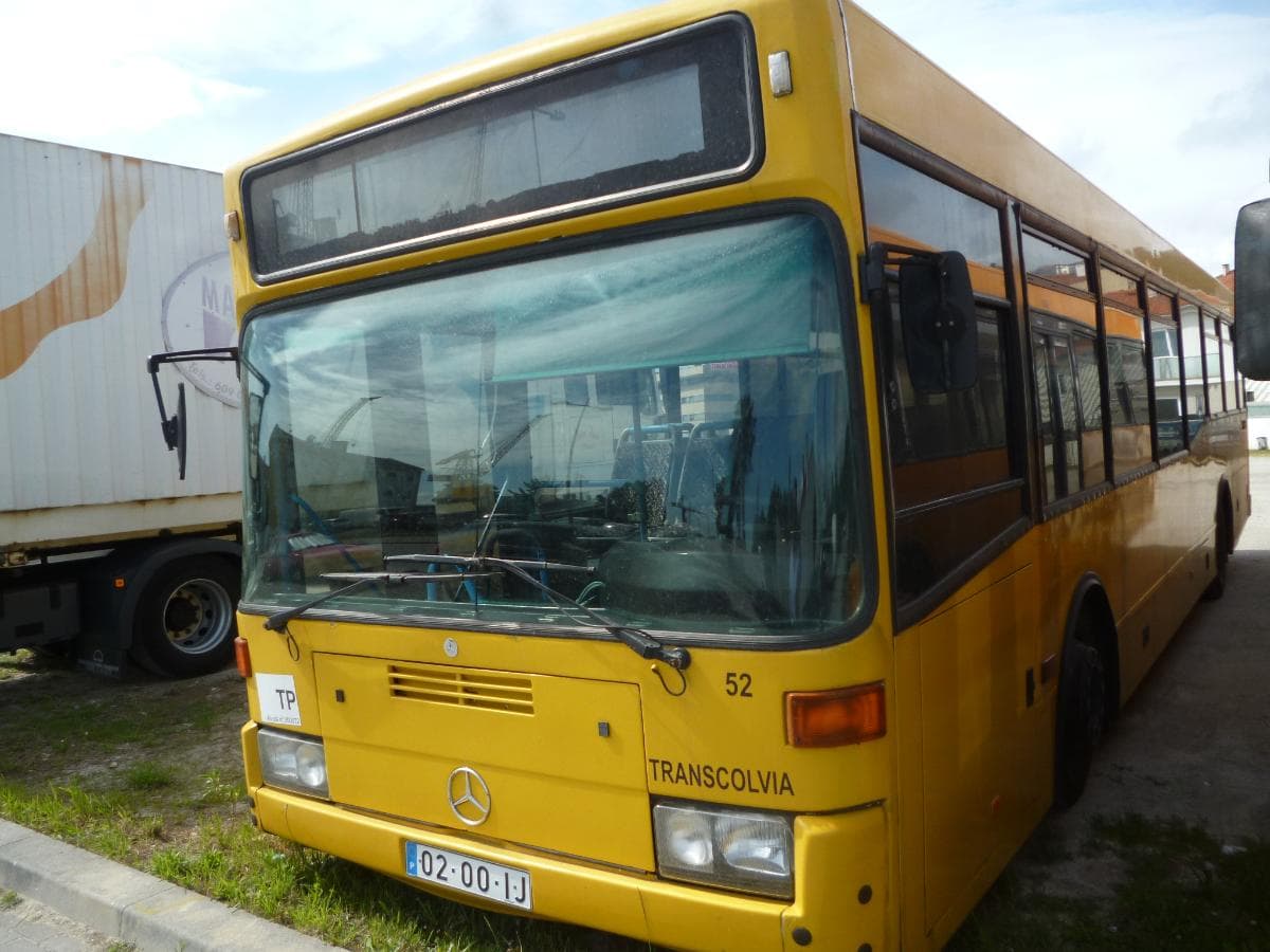 Mercedes-Benz 405 · Viana do Castelo — imagem 1