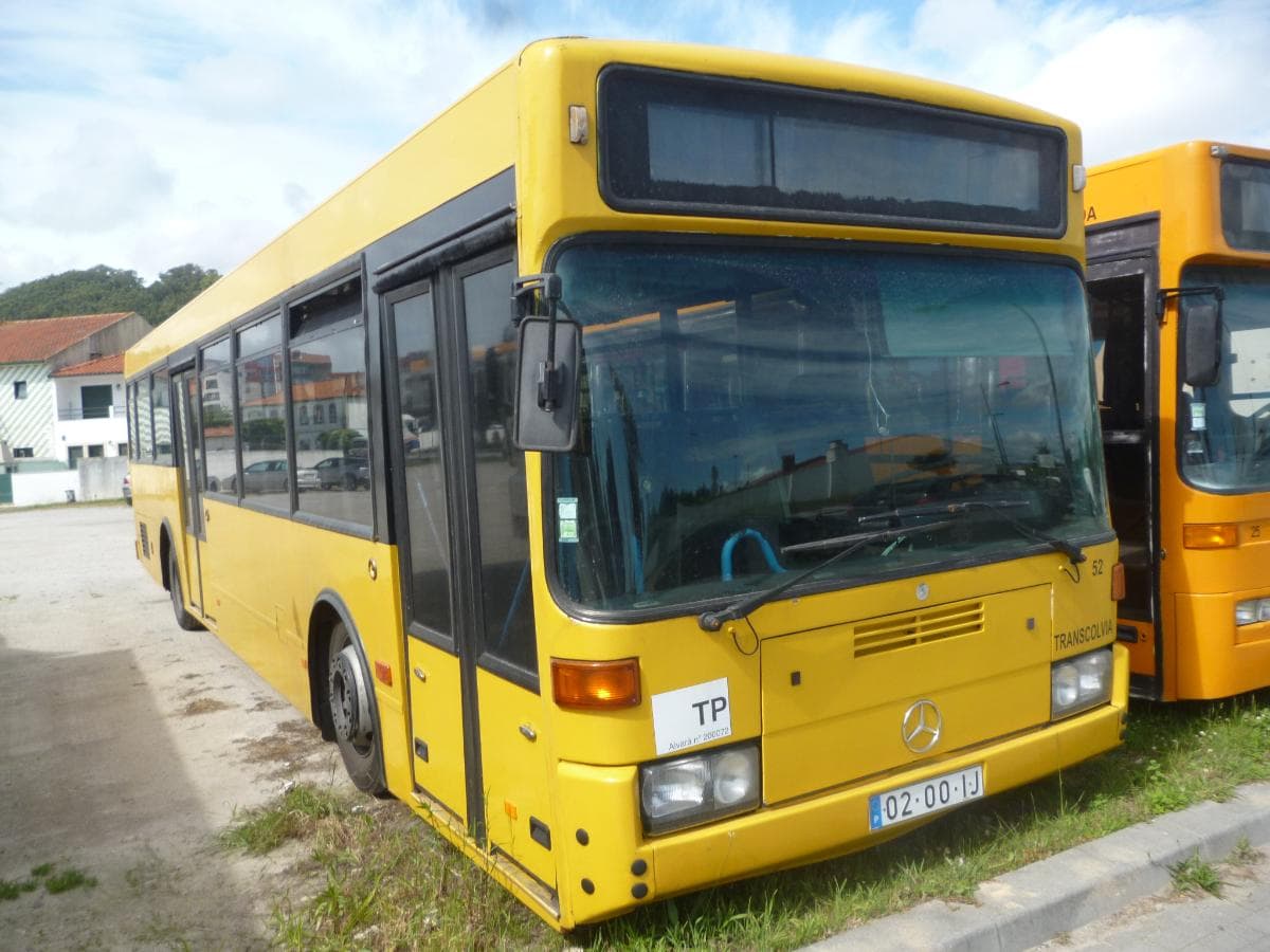 Mercedes-Benz 405 · Viana do Castelo — imagem 2