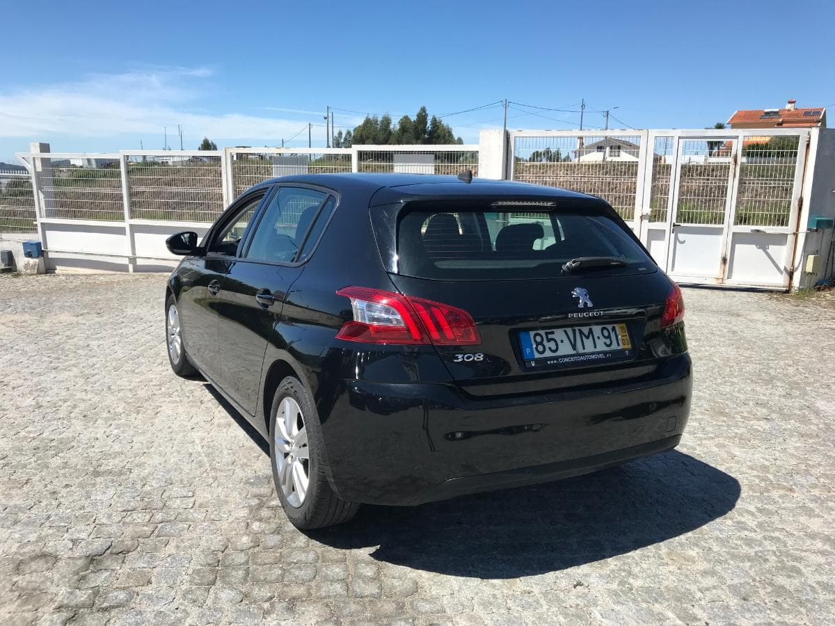 Peugeot 308 1.6HDI · Ano 2015 — imagem 4