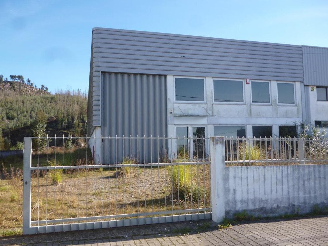 Armazém com Logradouro · Sever do Vouga, Aveiro — imagen 1