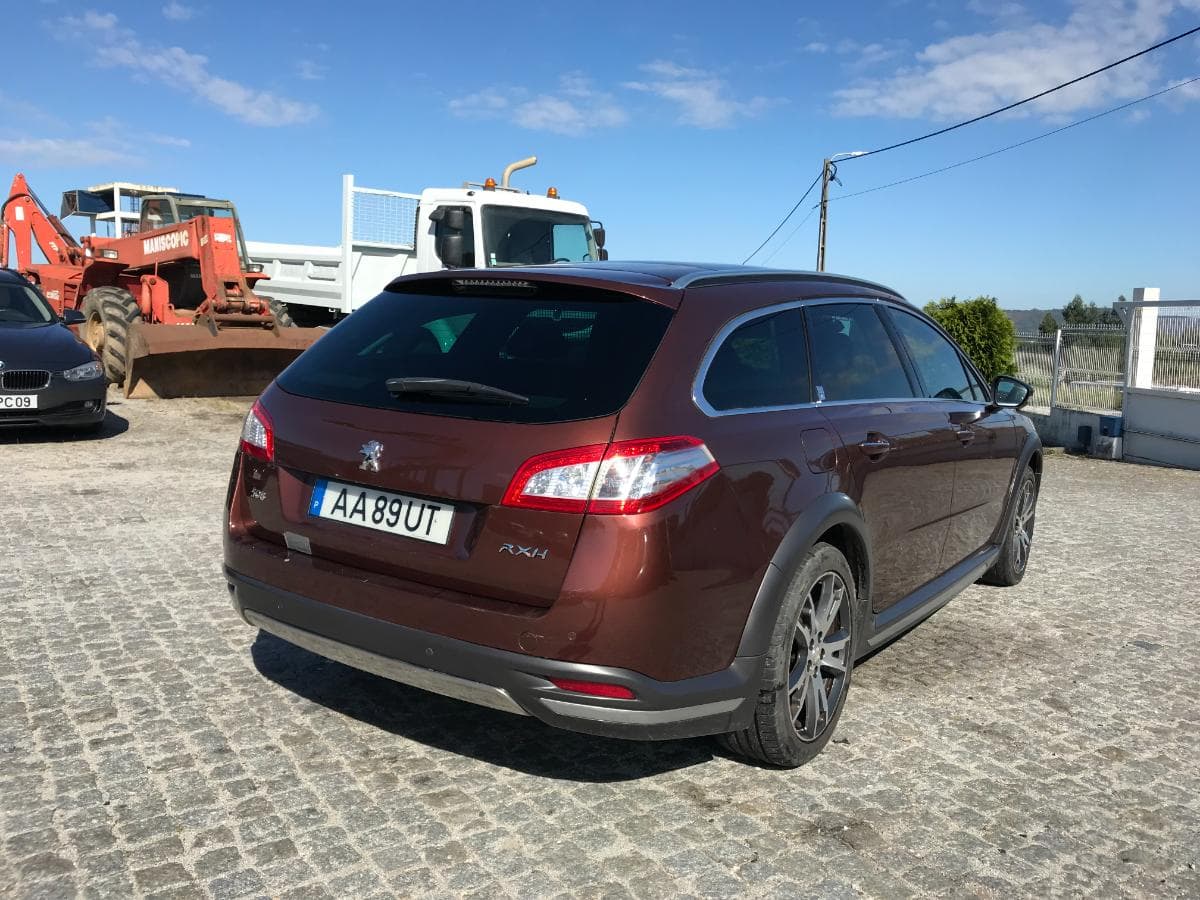 Peugeot 508 2.0HDI RXH Hybrid4 · Ano 2012 — imagen 5