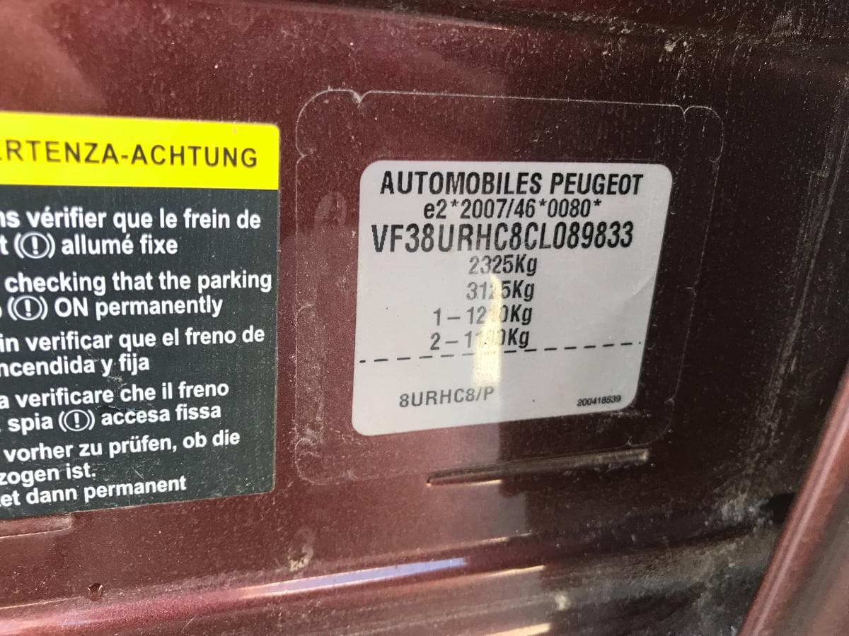 Peugeot 508 2.0HDI RXH Hybrid4 · Ano 2012 — imagen 16