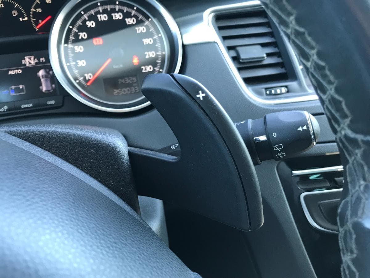 Peugeot 508 2.0HDI RXH Hybrid4 · Ano 2012 — imagen 27