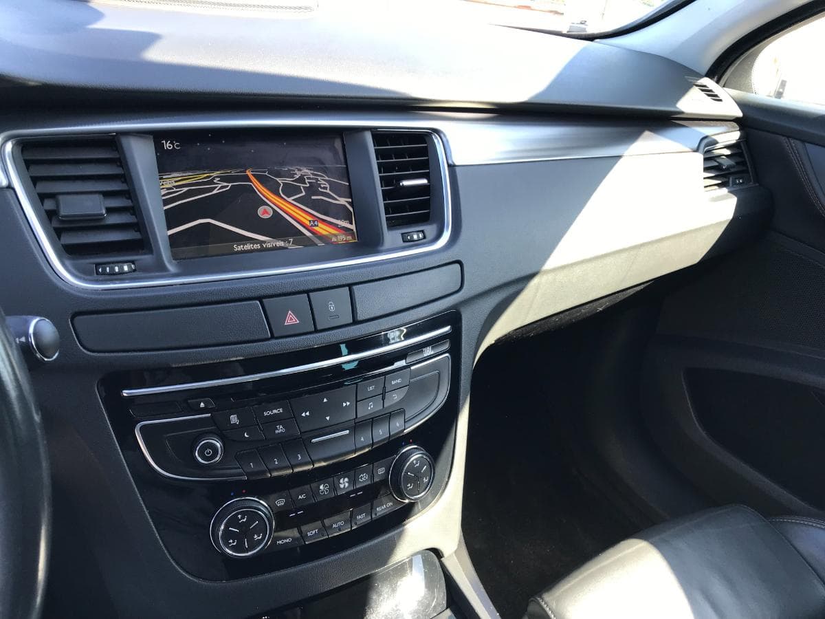 Peugeot 508 2.0HDI RXH Hybrid4 · Ano 2012 — imagen 28
