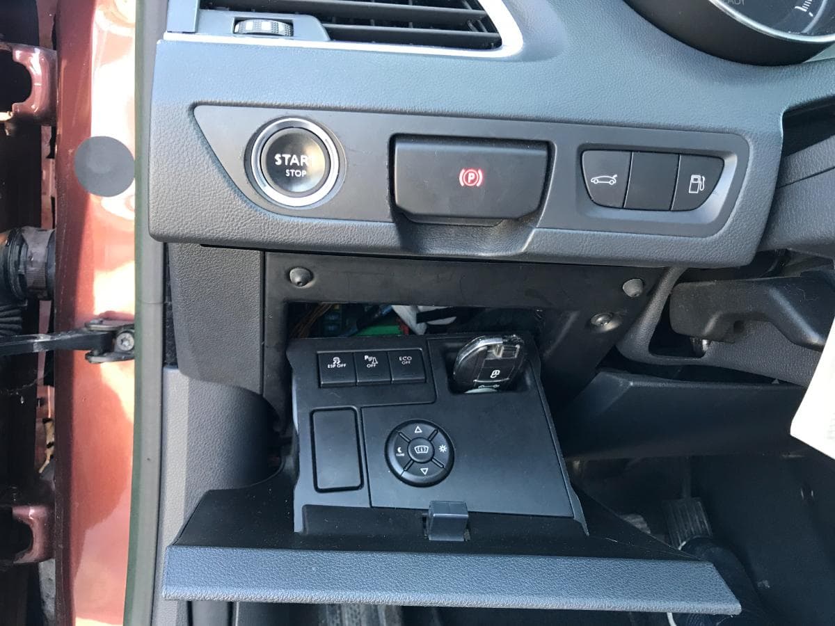 Peugeot 508 2.0HDI RXH Hybrid4 · Ano 2012 — imagen 35