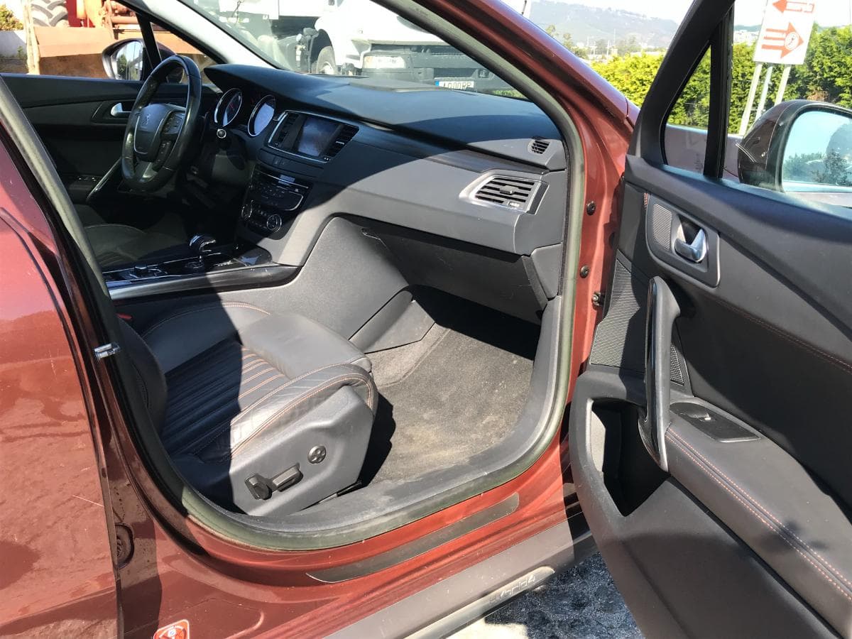 Peugeot 508 2.0HDI RXH Hybrid4 · Ano 2012 — imagen 38