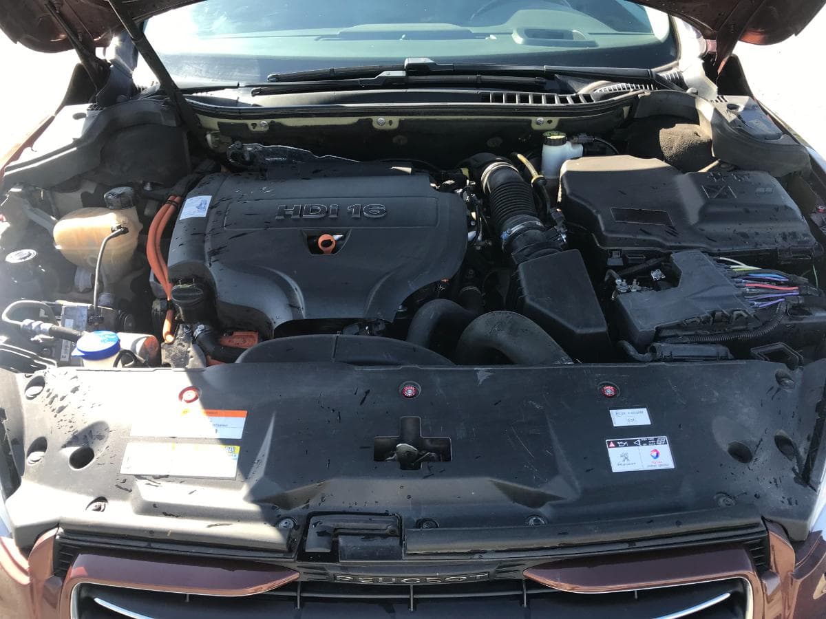 Peugeot 508 2.0HDI RXH Hybrid4 · Ano 2012 — imagen 17