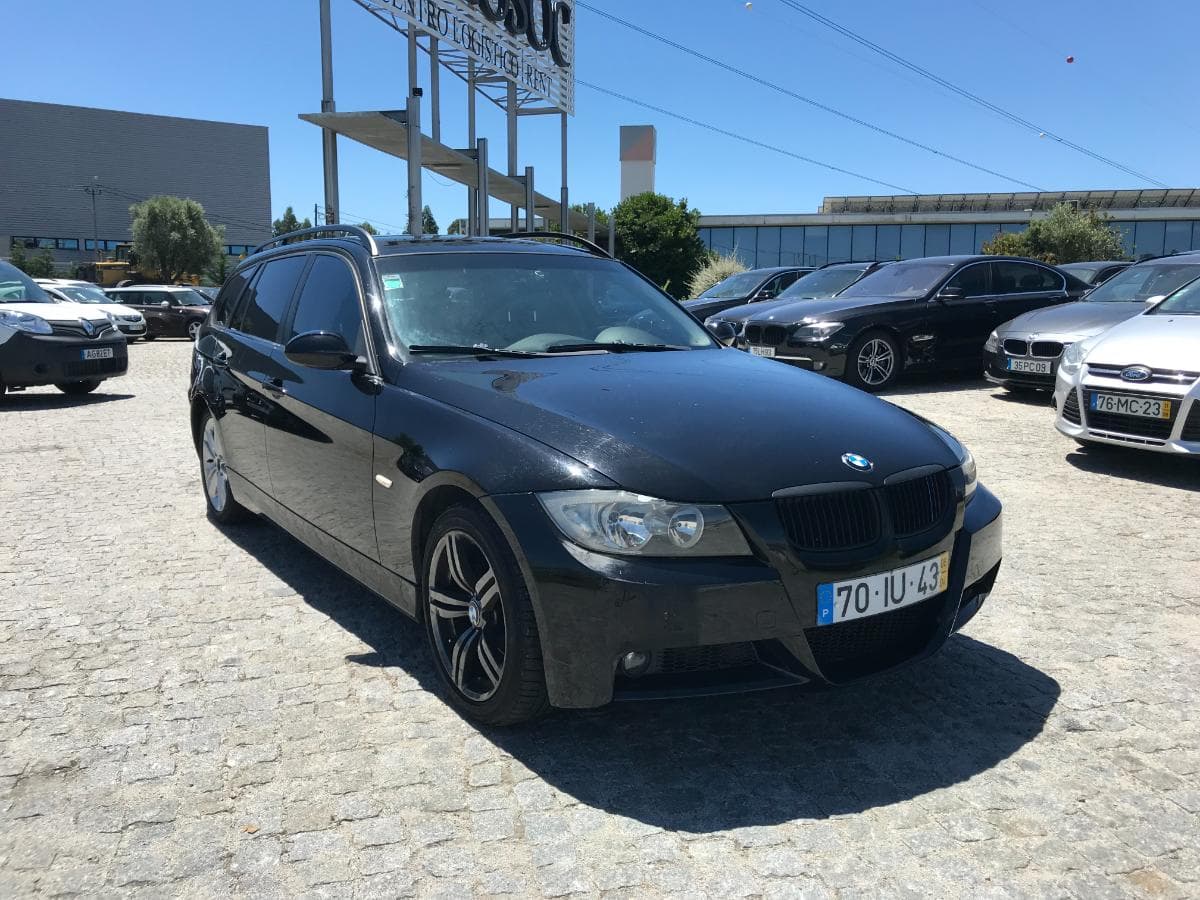 BMW 320D Touring · Ano 2006 — imagen 1