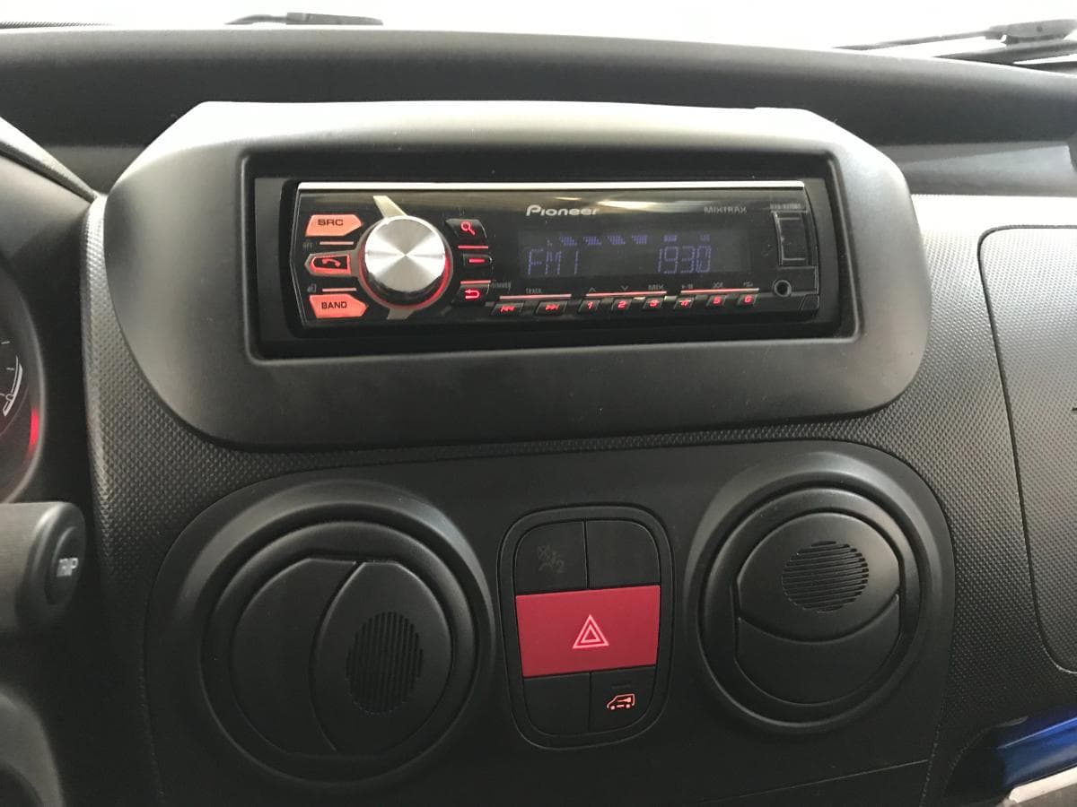 Fiat Fiorino 1.3D Multijet · Ano 2015 — imagem 27