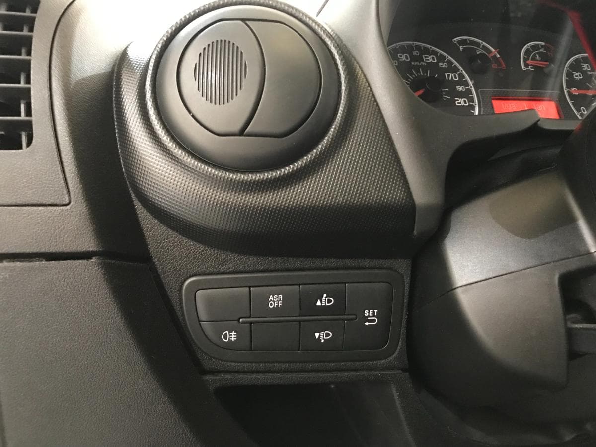 Fiat Fiorino 1.3D Multijet · Ano 2015 — imagem 32